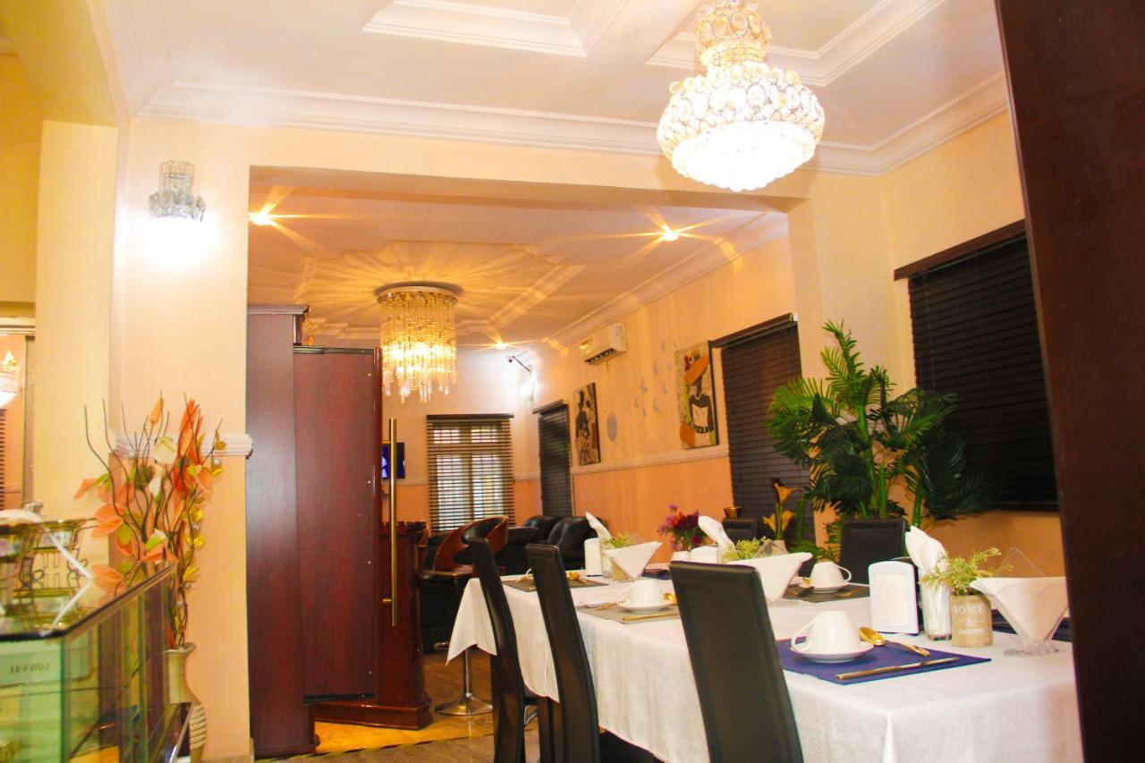 J Gibson Hotel Lagos Kültér fotó