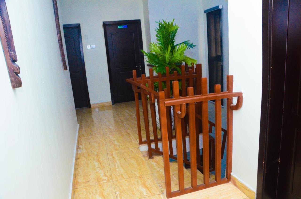J Gibson Hotel Lagos Kültér fotó