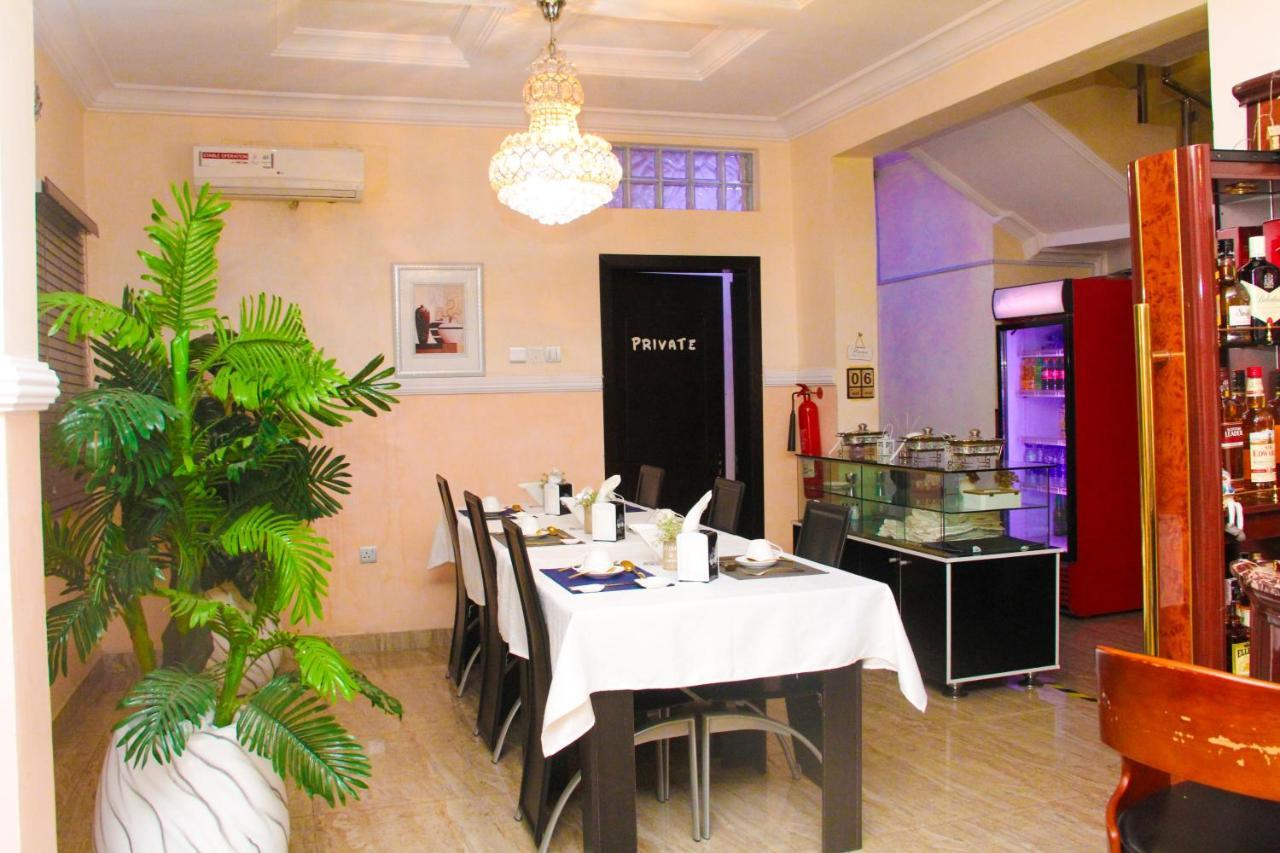 J Gibson Hotel Lagos Kültér fotó